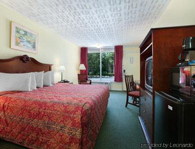 Days By Wyndham Mt Pleasant-charleston-patriots Point 2*